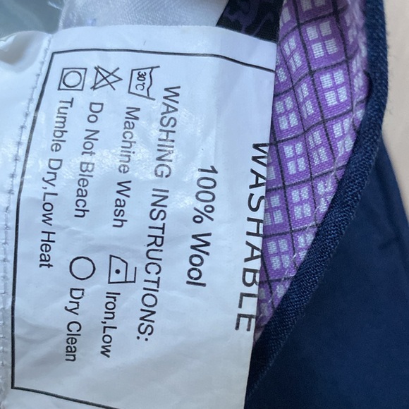 Princeton navy Italian wool boys 17-18 suit - Picture 7 of 13